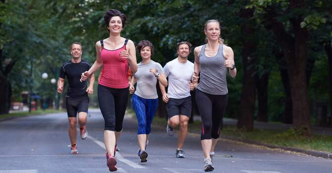 Three point Toe raises